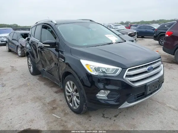 1FMCU0J93HUF10664 2017 FORD ESCAPE - Image 1