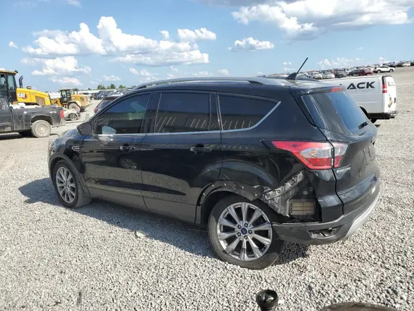 1FMCU0J93JUA70600 2018 FORD ESCAPE - Image 2