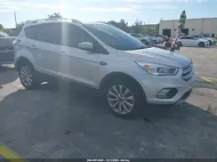 1FMCU0J93JUC45072 2018 FORD ESCAPE