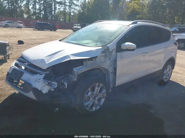 1FMCU0J93JUD20286 2018 FORD ESCAPE - Image 2