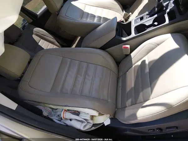 1FMCU0J93JUD43583 2018 FORD ESCAPE - Image 8