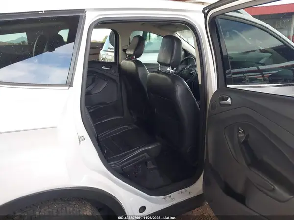 1FMCU0J93KUC27852 2019 FORD ESCAPE - Image 8