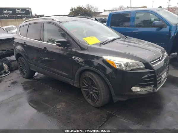 1FMCU0J94GUA99502 2016 FORD ESCAPE - Image 1