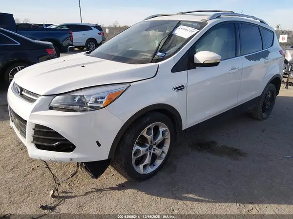 1FMCU0J94GUB11115 2016 FORD ESCAPE - Image 2