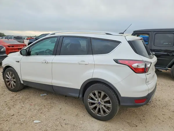 1FMCU0J94HUA64184 2017 FORD ESCAPE - Image 2