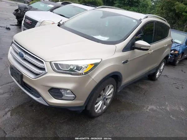 1FMCU0J94HUA75931 2017 FORD ESCAPE - Image 2