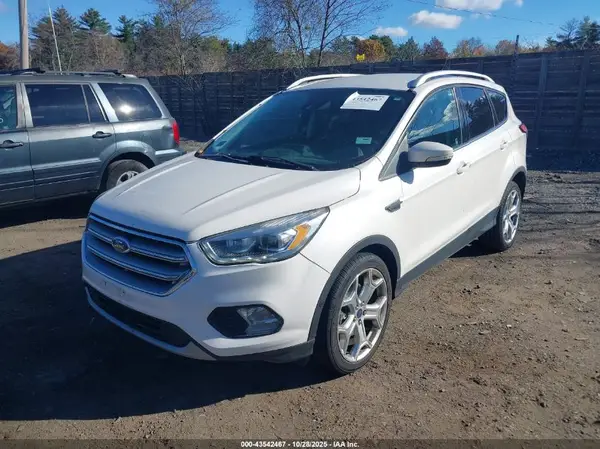 1FMCU0J94HUC78690 2017 FORD ESCAPE - Image 2