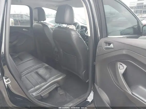 1FMCU0J94HUD10070 2017 FORD ESCAPE - Image 8