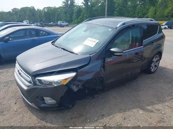 1FMCU0J94HUD49337 2017 FORD ESCAPE - Image 2
