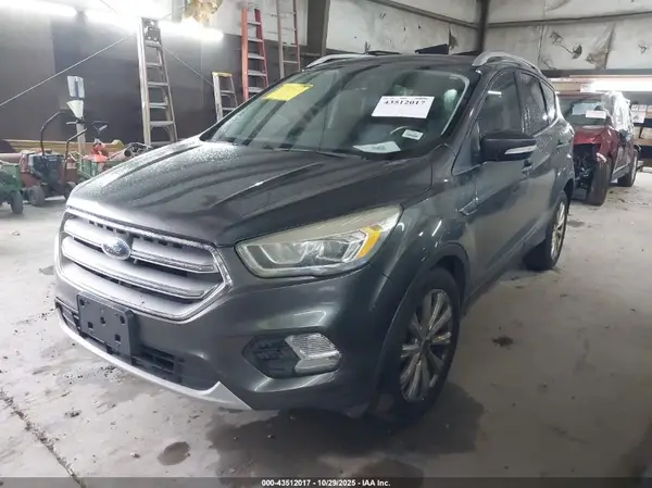 1FMCU0J94HUD52965 2017 FORD ESCAPE - Image 2