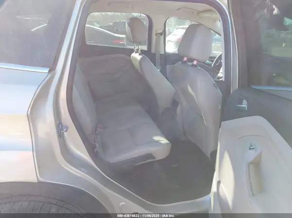 1FMCU0J94HUE28782 2017 FORD ESCAPE - Image 8