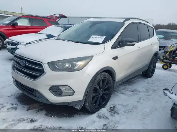 1FMCU0J94HUE53262 2017 FORD ESCAPE - Image 2
