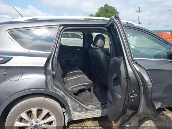 1FMCU0J94HUF04467 2017 FORD ESCAPE - Image 8