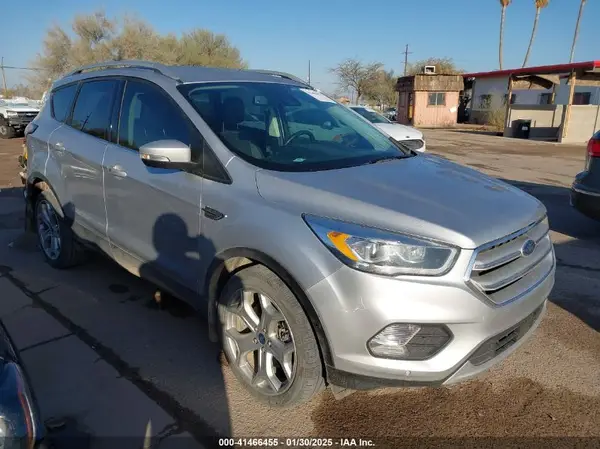 1FMCU0J94JUB44493 2018 FORD ESCAPE - Image 1