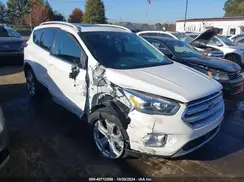 1FMCU0J94KUA88475 2019 FORD ESCAPE