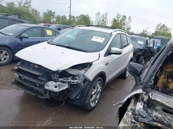 1FMCU0J95GUA74124 2016 FORD ESCAPE - Image 2