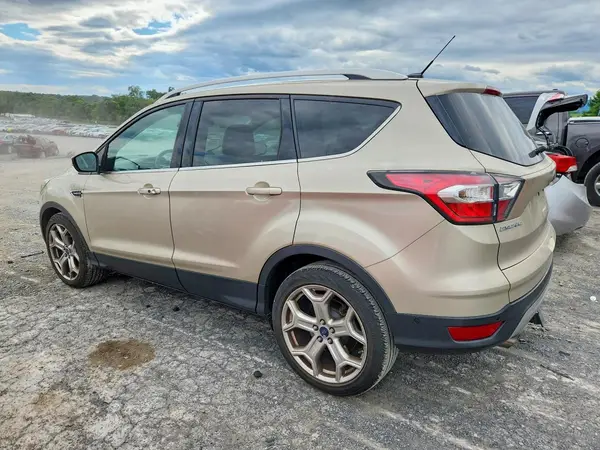 1FMCU0J95HUA46521 2017 FORD ESCAPE - Image 2