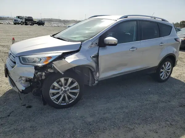 1FMCU0J95HUA82967 2017 FORD ESCAPE - Image 1