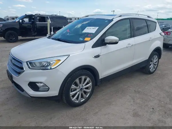 1FMCU0J95HUB42942 2017 FORD ESCAPE - Image 2