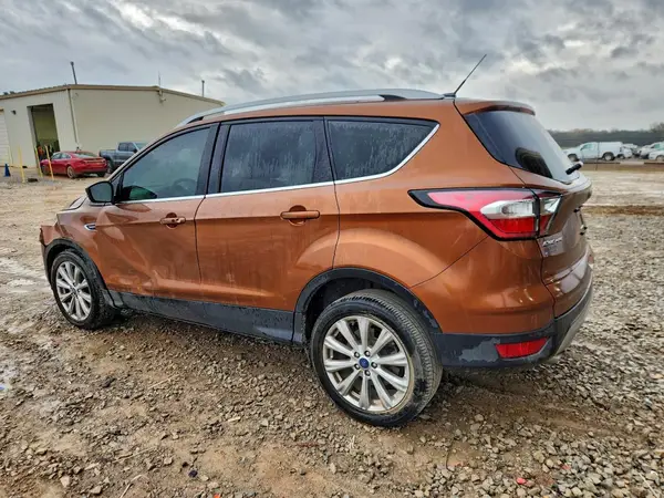 1FMCU0J95HUB72796 2017 FORD ESCAPE - Image 2