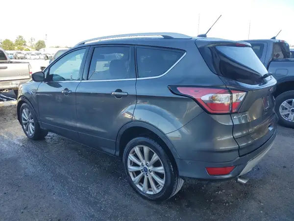 1FMCU0J95HUB90375 2017 FORD ESCAPE - Image 2