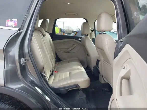1FMCU0J95HUC04811 2017 FORD ESCAPE - Image 8