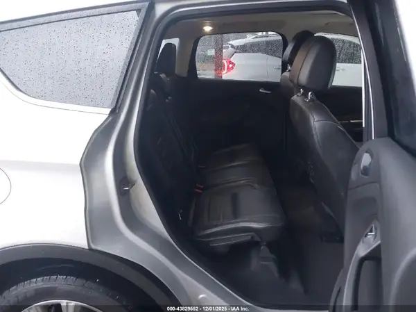 1FMCU0J95HUC06560 2017 FORD ESCAPE - Image 8