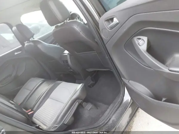 1FMCU0J95HUC34066 2017 FORD ESCAPE - Image 8