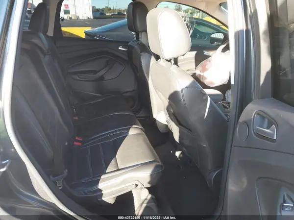 1FMCU0J95HUD03905 2017 FORD ESCAPE - Image 8