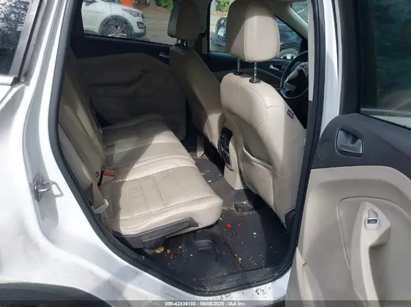 1FMCU0J95HUD35818 2017 FORD ESCAPE - Image 8