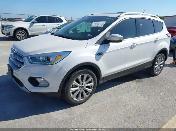 1FMCU0J95JUA22077 2018 FORD ESCAPE - Image 2