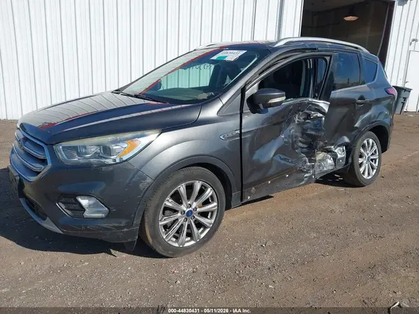 1FMCU0J95JUB08683 2018 FORD ESCAPE - Image 2
