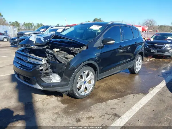 1FMCU0J95JUB35012 2018 FORD ESCAPE - Image 2