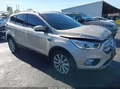 1FMCU0J95JUC09285 2018 FORD ESCAPE