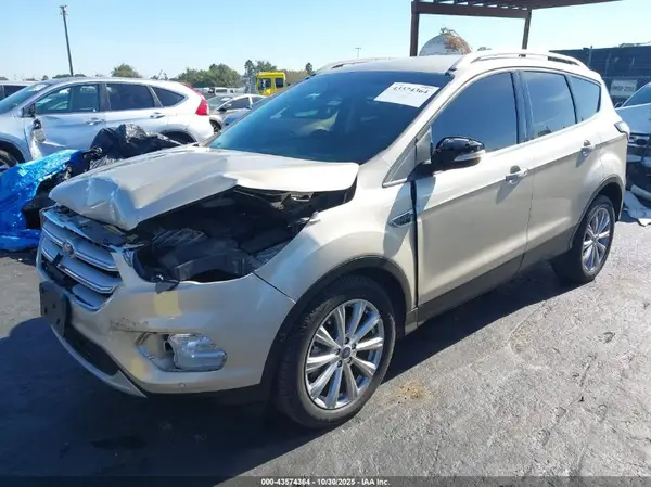 1FMCU0J95JUC09285 2018 FORD ESCAPE - Image 2