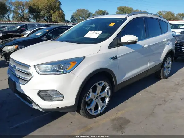1FMCU0J95JUD61972 2018 FORD ESCAPE - Image 2
