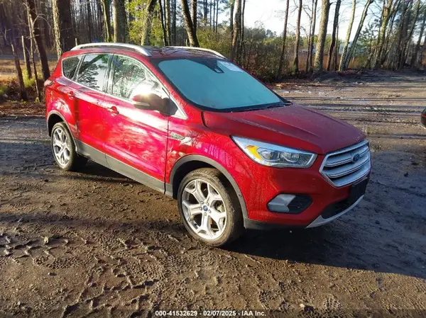 1FMCU0J95KUA50852 2019 FORD ESCAPE - Image 1