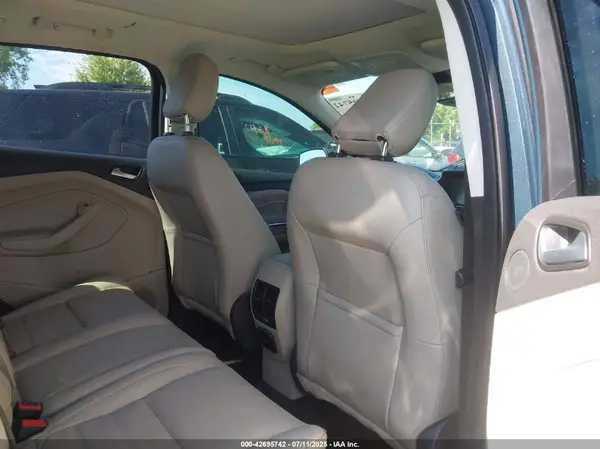 1FMCU0J95KUA89604 2019 FORD ESCAPE - Image 8