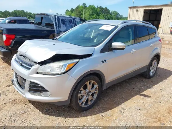 1FMCU0J96GUA70101 2016 FORD ESCAPE - Image 2