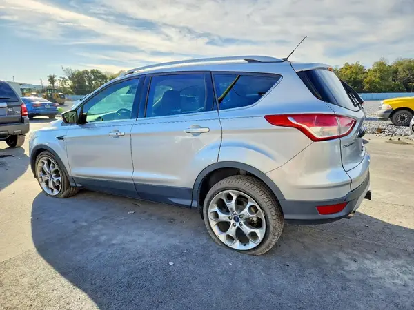 1FMCU0J96GUB31186 2016 FORD ESCAPE - Image 2