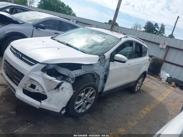 1FMCU0J96GUB43533 2016 FORD ESCAPE - Image 2