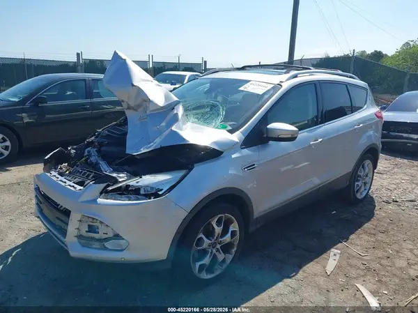 1FMCU0J96GUB67184 2016 FORD ESCAPE - Image 2