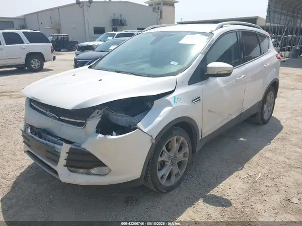 1FMCU0J96GUB82168 2016 FORD ESCAPE - Image 2