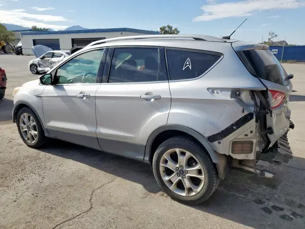 1FMCU0J96GUC23740 2016 FORD ESCAPE - Image 2