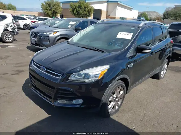 1FMCU0J96GUC82528 2016 FORD ESCAPE - Image 2