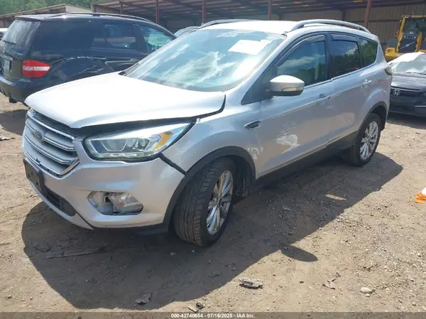 1FMCU0J96HUA64705 2017 FORD ESCAPE - Image 2
