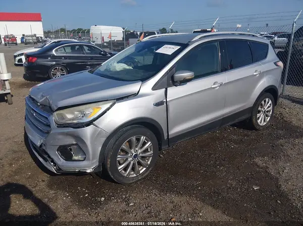 1FMCU0J96HUB30928 2017 FORD ESCAPE - Image 2
