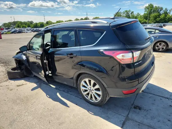 1FMCU0J96HUB31013 2017 FORD ESCAPE - Image 2