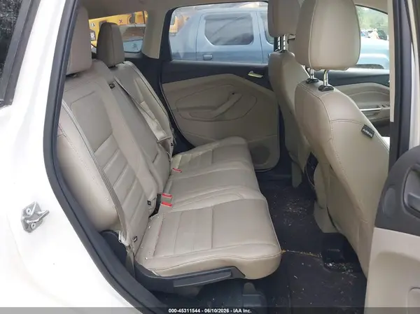 1FMCU0J96HUB58003 2017 FORD ESCAPE - Image 8