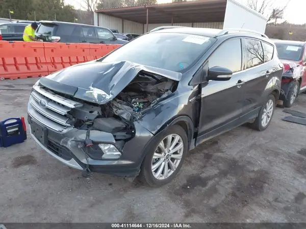 1FMCU0J96HUB91258 2017 FORD ESCAPE - Image 2